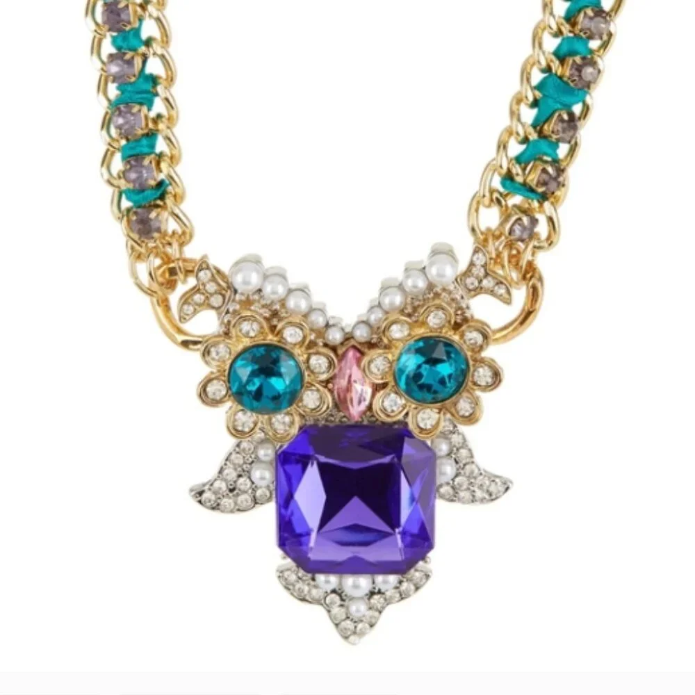 Betsey Johnson OWL STATEMENT NECKLACE - Picture 3 of 5